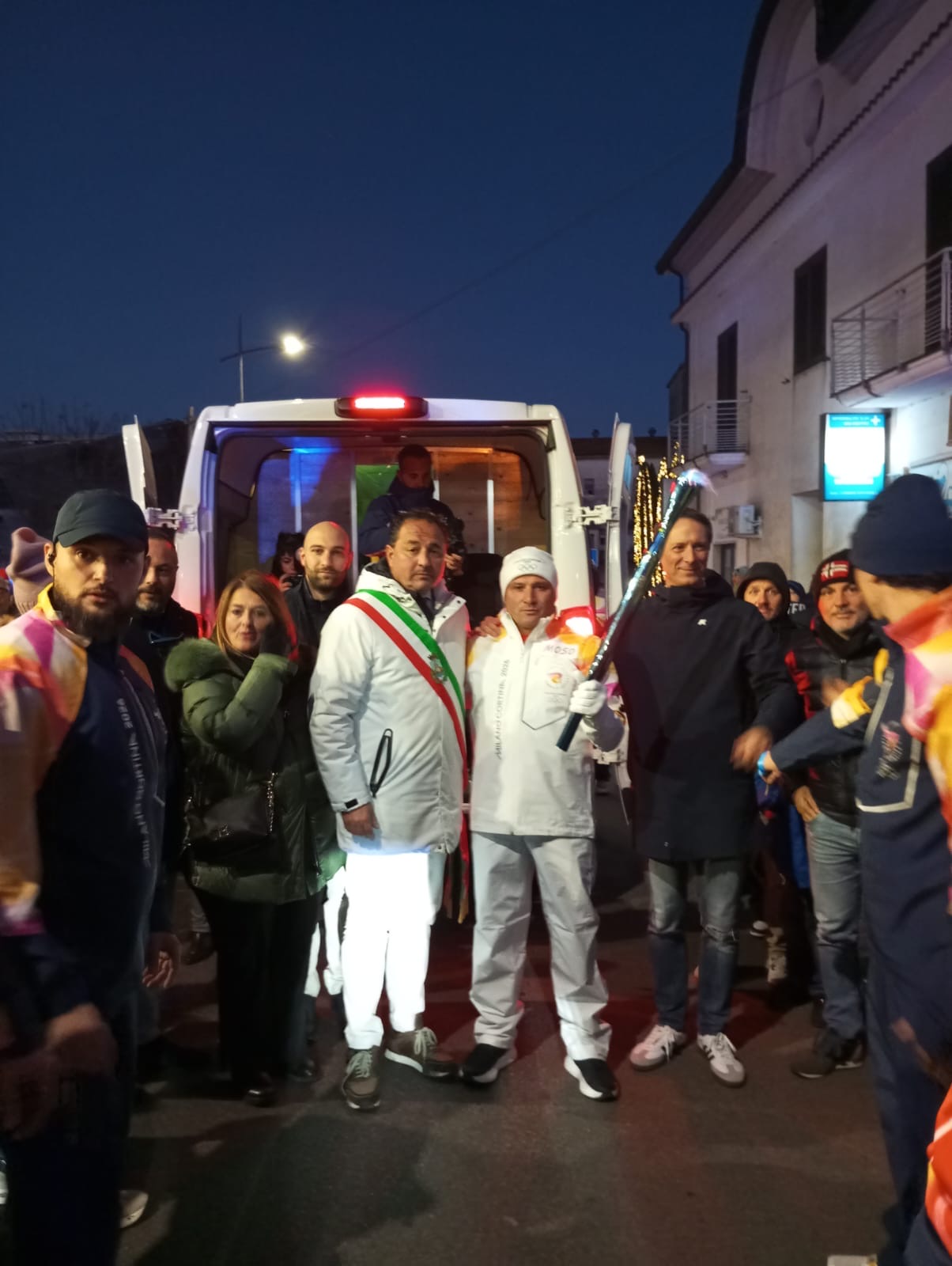 Telese Terme, folla ed emozione per il  passaggio della Fiamma Olimpica