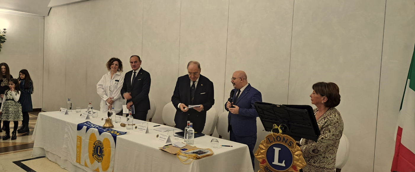 Lions Club Benevento Arco Traiano, festa degli auguri e premio alle eccellenze del territorio