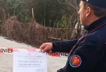 Moschiano, Carabinieri denunciano due persone e sequestrano un escavatore