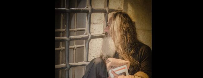 Montefusco, il Carcere Borbonico si anima di voci e memoria. Domenica 1 febbraio la rievocazione teatrale “Chi trase a Montefusco”