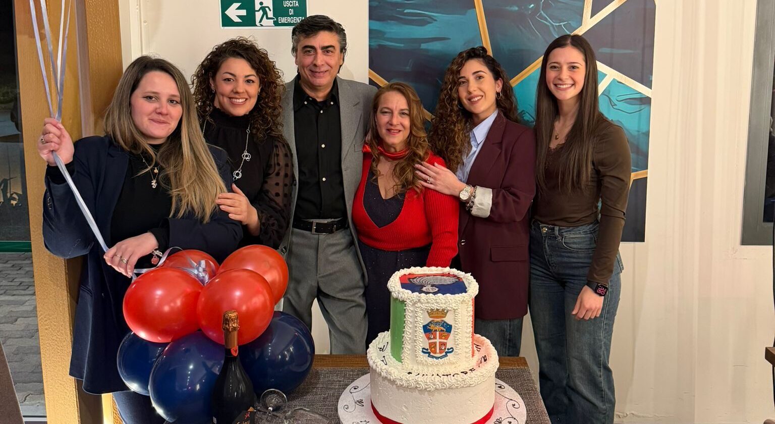 Una divisa come seconda pelle: San Martino Sannita ringrazia Salvatore Centra per oltre 30 anni di servizio