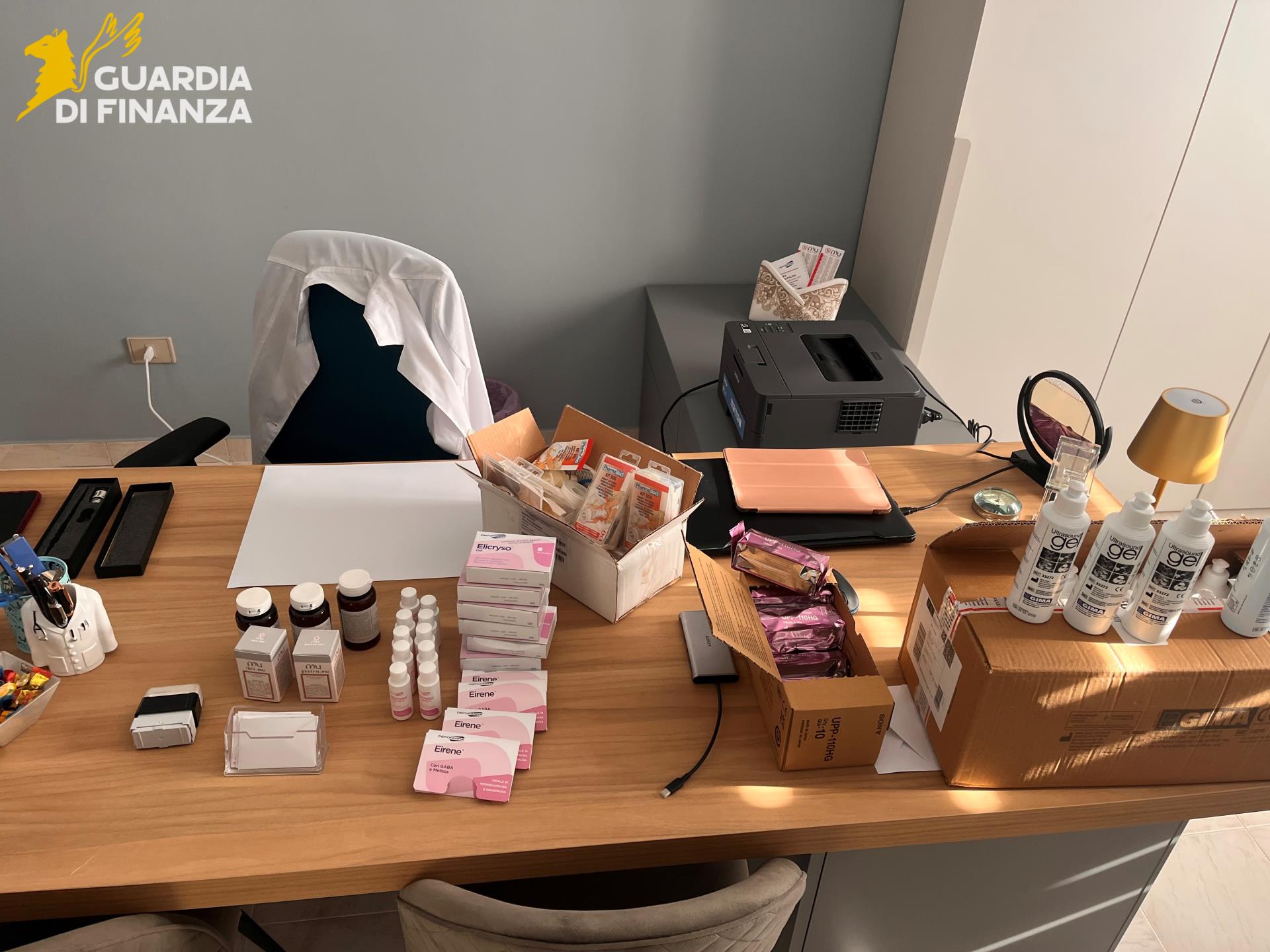 GdF Avellino: medico non iscritto all’Albo e sconosciuto al Fisco. Scatta la denuncia