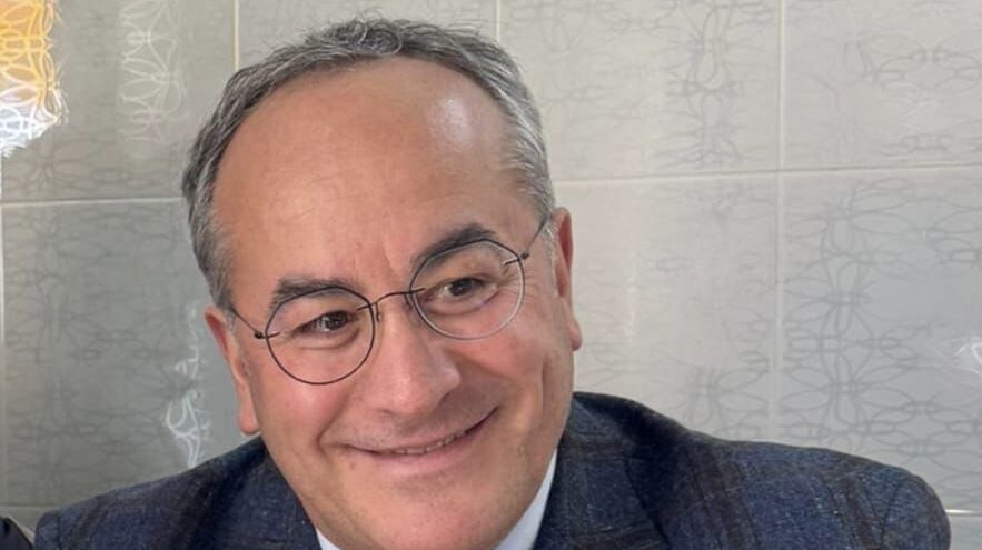 Dimensionamento scolastico, De Ieso: “Basta mistificazioni. La proposta c’è. Pellegrino Mastella dica se la sostiene”