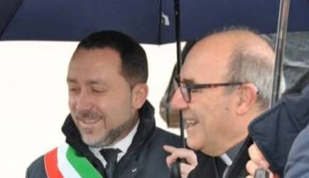 “Un pastore che seminava speranza”: il sindaco di Apollosa saluta Mons. Accrocca, Vescovo di Assisi