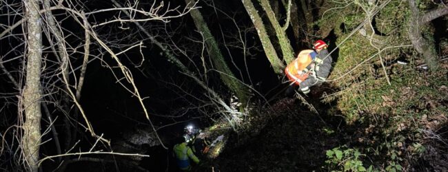Cautano: anziano di 78 anni cade in un dirupo, intervento dei Vigili del Fuoco