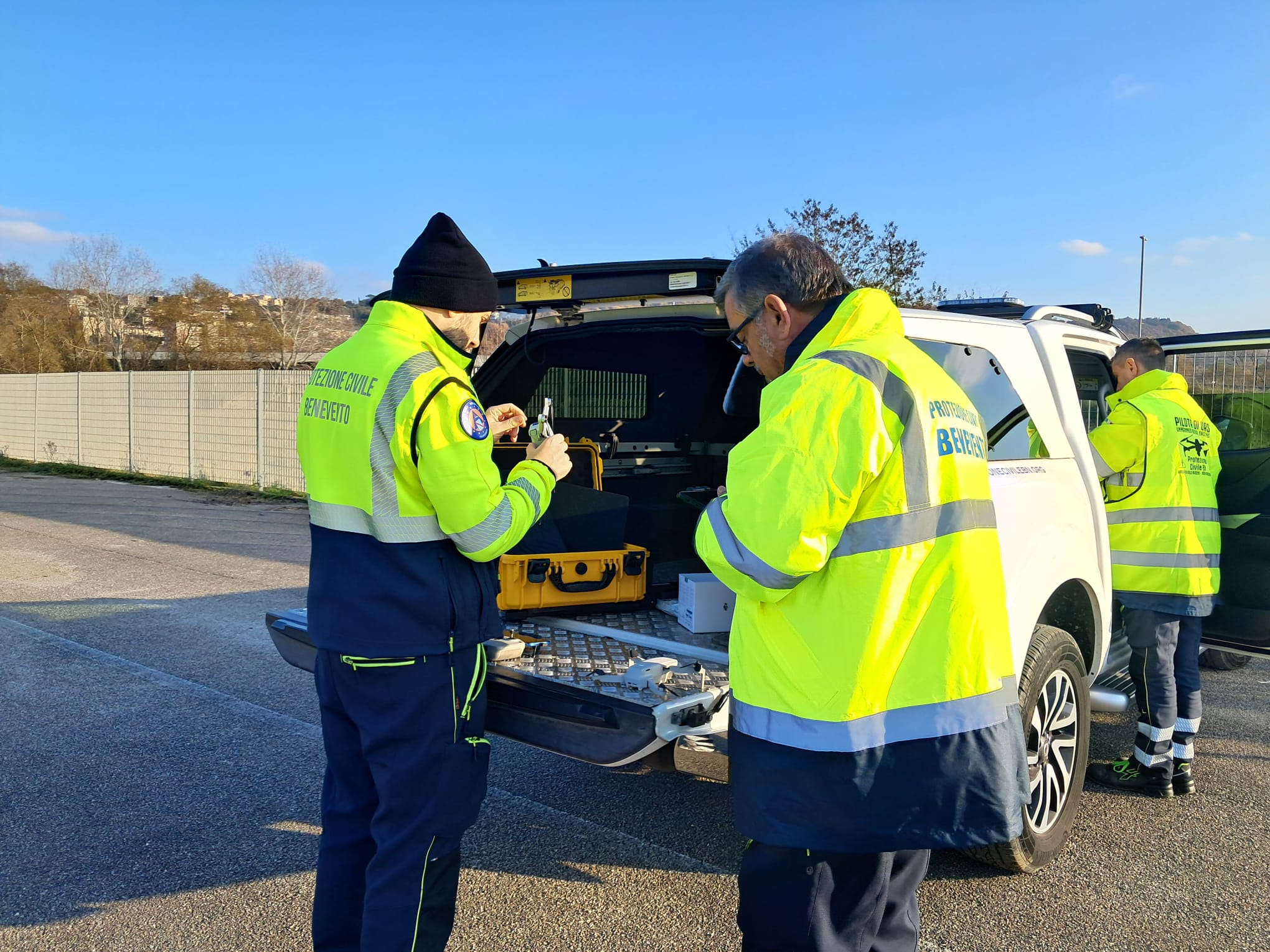 Nuovi droni e piloti brevettati nella Protezione Civile di Benevento: un passo avanti nella sicurezza e nel monitoraggio del territorio