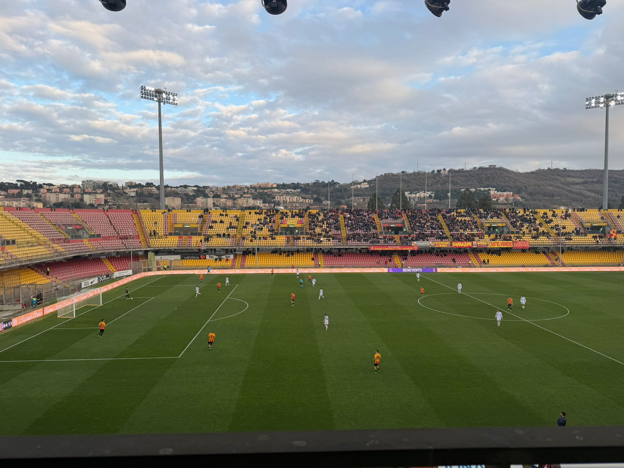 Benevento-Casarano: 3-0. La Strega non sbaglia, tris e vetta solitaria