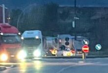 Dugenta, il sindaco Di Cerbo: “colonne di camion in sosta, situazione insostenibile. Pronto a bloccare l’accesso ai mezzi pesanti”