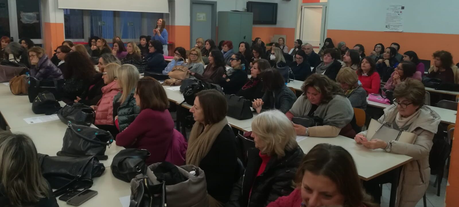 Benevento, No alla “scuola mostro” da 1.600 alunni: protesta contro l’accorpamento Sant’Angelo a Sasso–Moscati