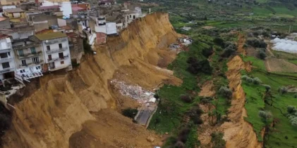 Città dell’Alta Irpinia: “solidarietà alla popolazione di Niscemi”. Repole e i sindaci: “Pronti a dare un sostegno”