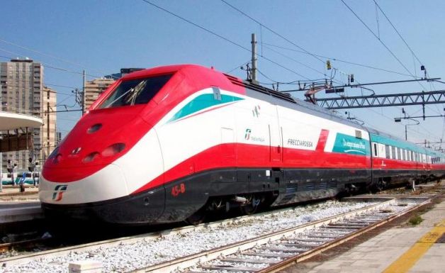 Lavori sulla Napoli-Bari, stop ai treni tra Caserta, Benevento e Foggia dal 2 al 15 febbraio