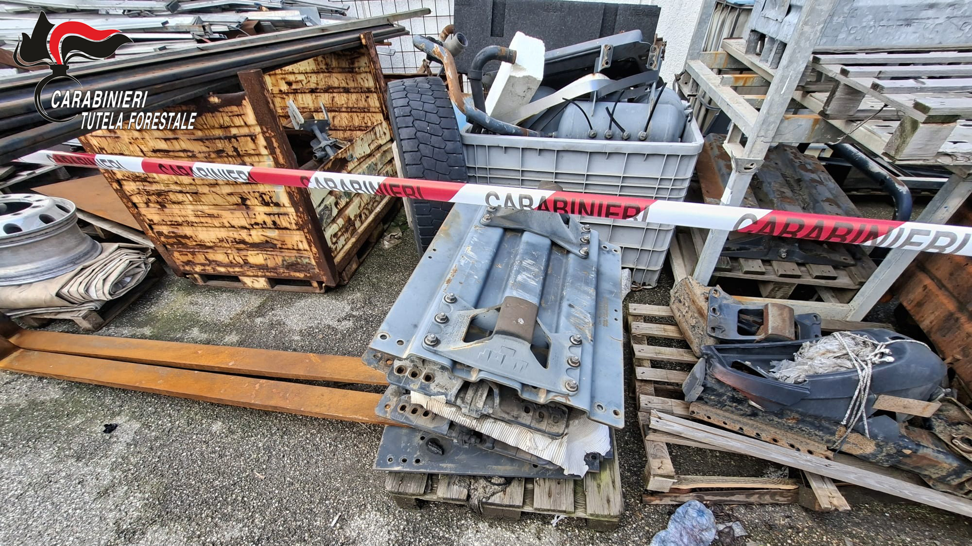 Lacedonia (AV): denunciata una persona per deposito incontrollato di circa 150 metri cubi di rifiuti pericolosi