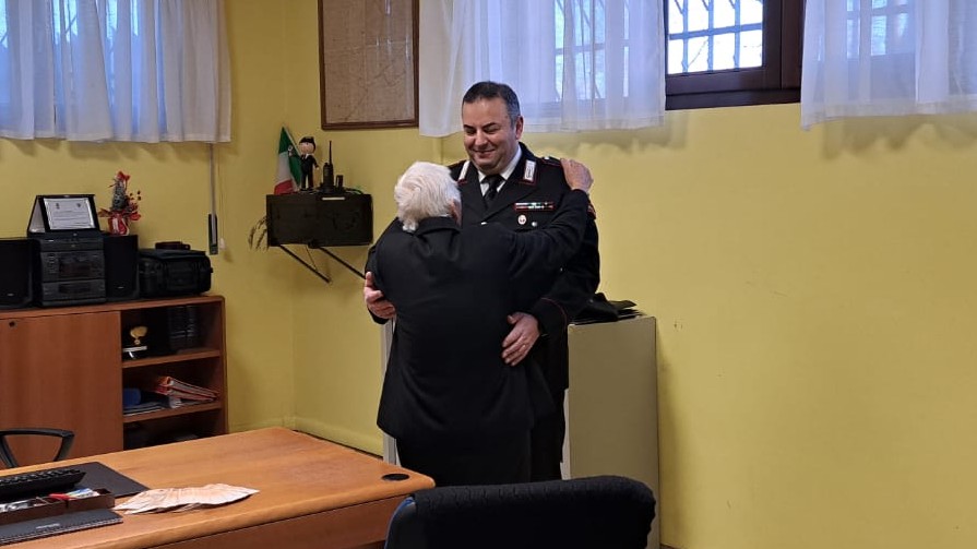 Andretta (AV) – Truffa del “finto incidente”: i Carabinieri arrestano in flagranza il presunto responsabile e restituiscono 6000euro all’anziana vittima