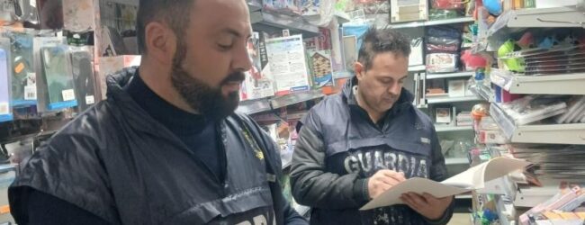 Guardia di Finanza Benevento, controlli per il Carnevale: sequestrati numerosi articoli non conformi agli standard di sicurezza