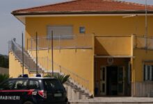 Lauro: scarpe di moda a prezzo conveniente, ma è una truffa: due uomini denunciati dai Carabinieri