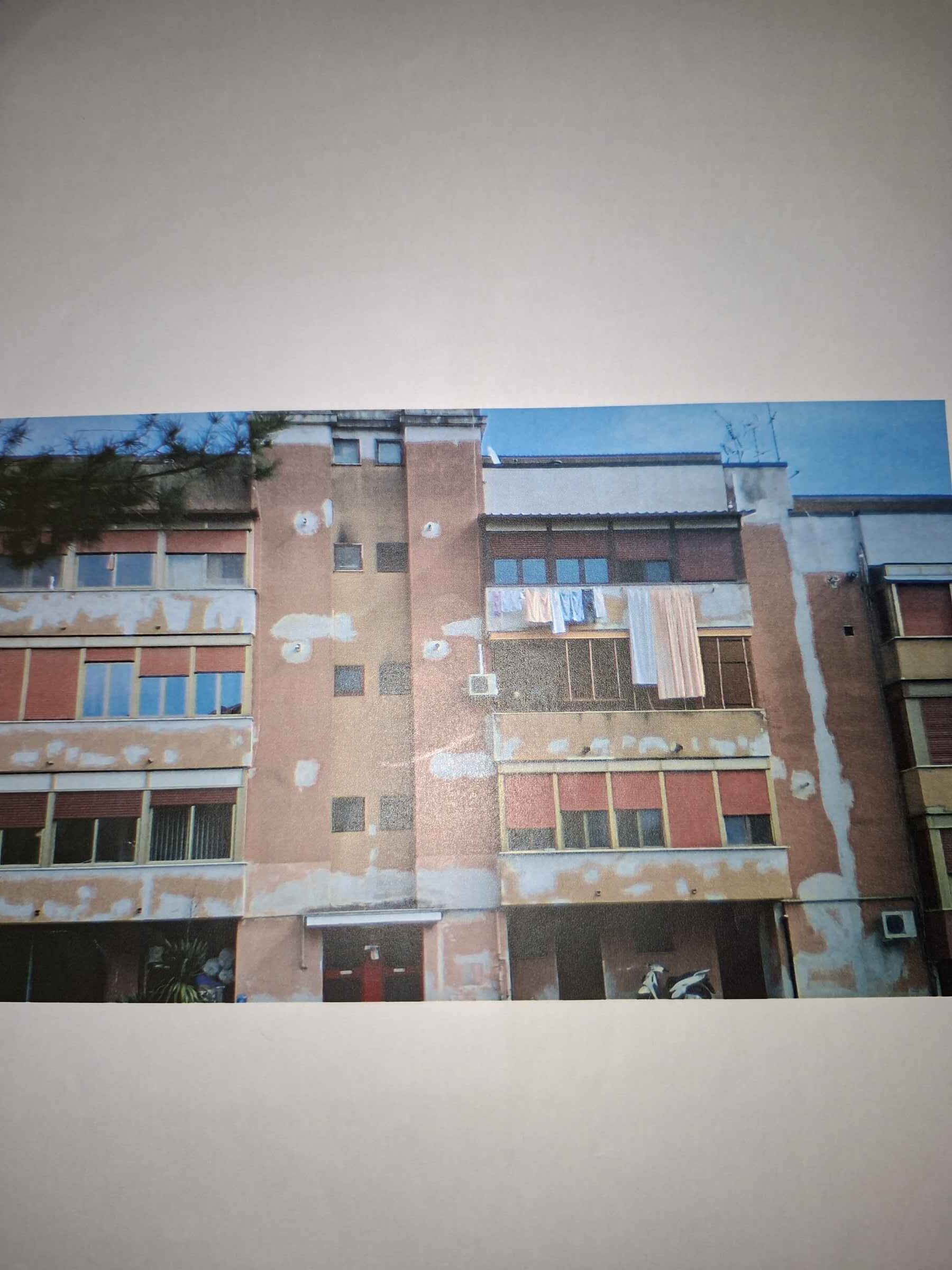 Rione Pacevecchia, “Amici per Pacevecchia” ad ACER: “Manutenzioni ferme, quartiere nel degrado”