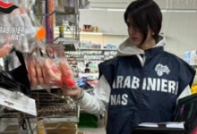 Salerno, Avellino e Benevento: sequestrate 2,4 tonnellate tra dolci e articoli di carnevale non conformi