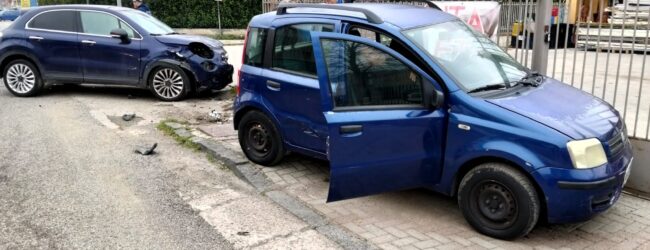 Collisione tra due auto lungo l’Appia a Rotondi