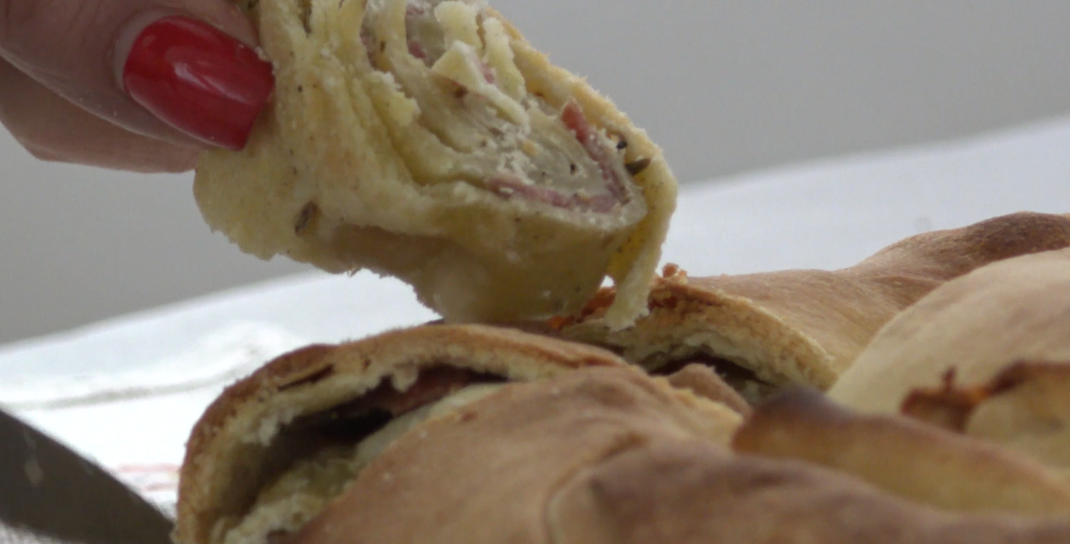 I sapori del Carnevale nel Sannio: la pizza sfogliata di Reino