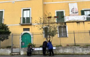 Scuola “Battistine”, la lettera dell’operatrice Susanna: “Bambini miei, vi ho protetto con tutta me stessa”