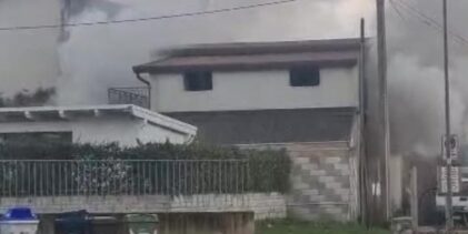 Incendio in un garage di un’abitazione privata in via dei Mulini a Benevento