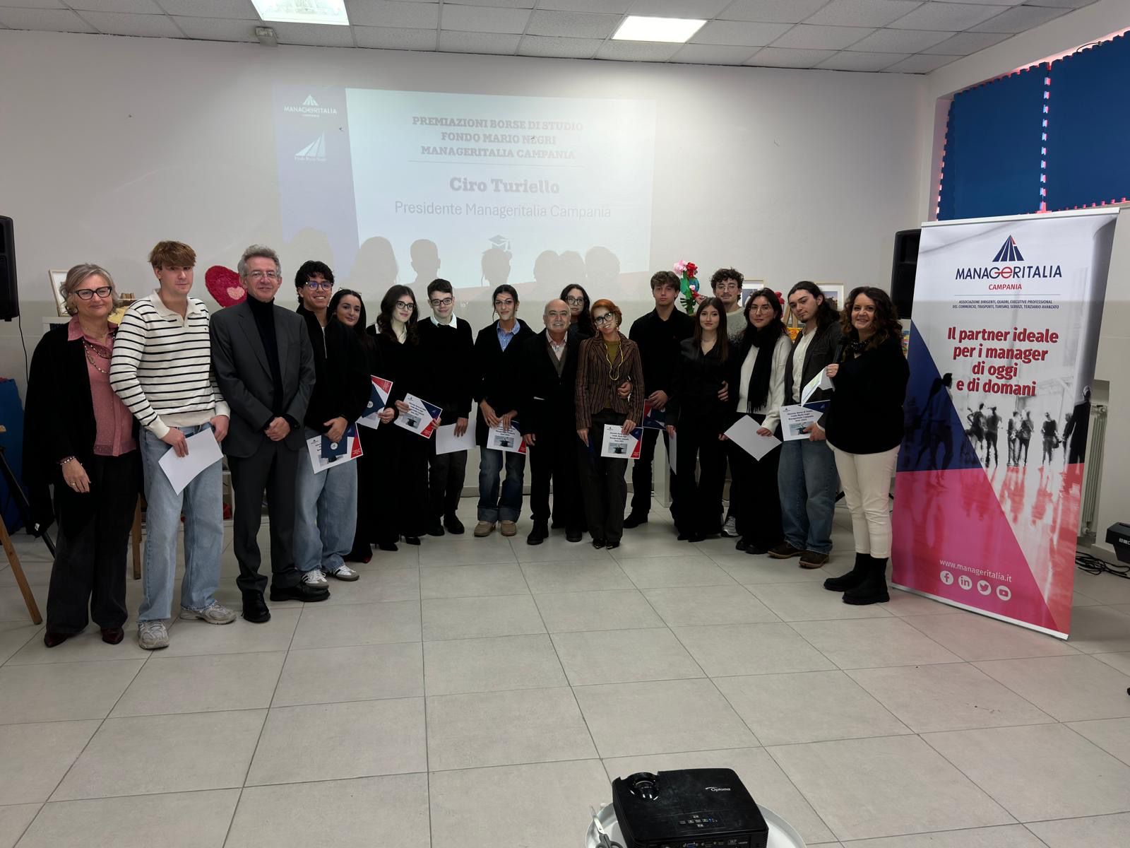 Grande partecipazione a Napoli per la consegna di 74 borse di studio per giovani talenti campani