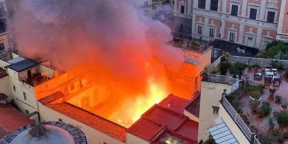 Teatro Sannazzaro, i Comitati Più Uno della Campania: solidarietà e impegno per la ricostruzione