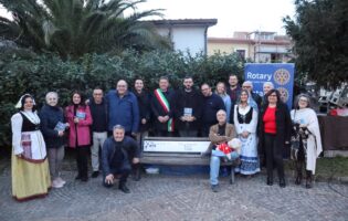 Castelvenere: tra innovazione e bellezza, inaugurata la prima “Panchina della Cultura 2026”