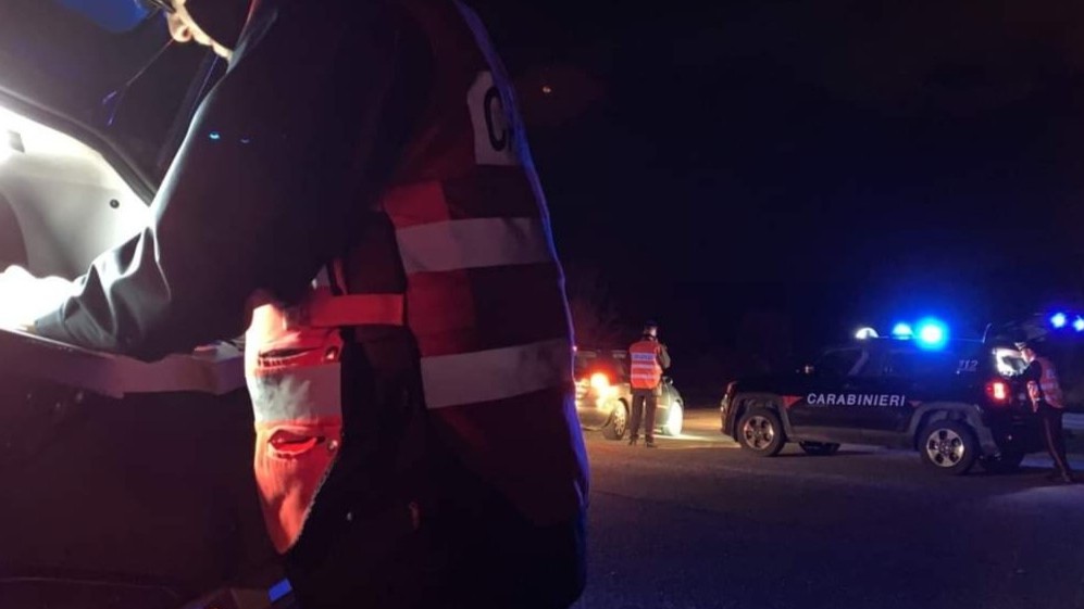 Controlli notturni tra Mirabella Eclano e la Valle Ufita: denunce e sequestri da parte dei Carabinieri