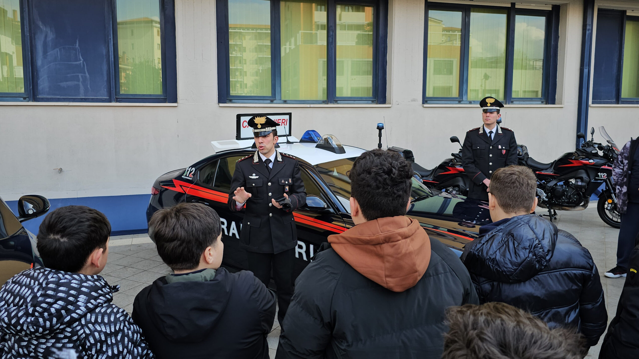 Avellino, Cultura della legalità: gli alunni del Convitto Nazionale “P. Colletta” di Avellino in visita al Comando Provinciale Carabinieri