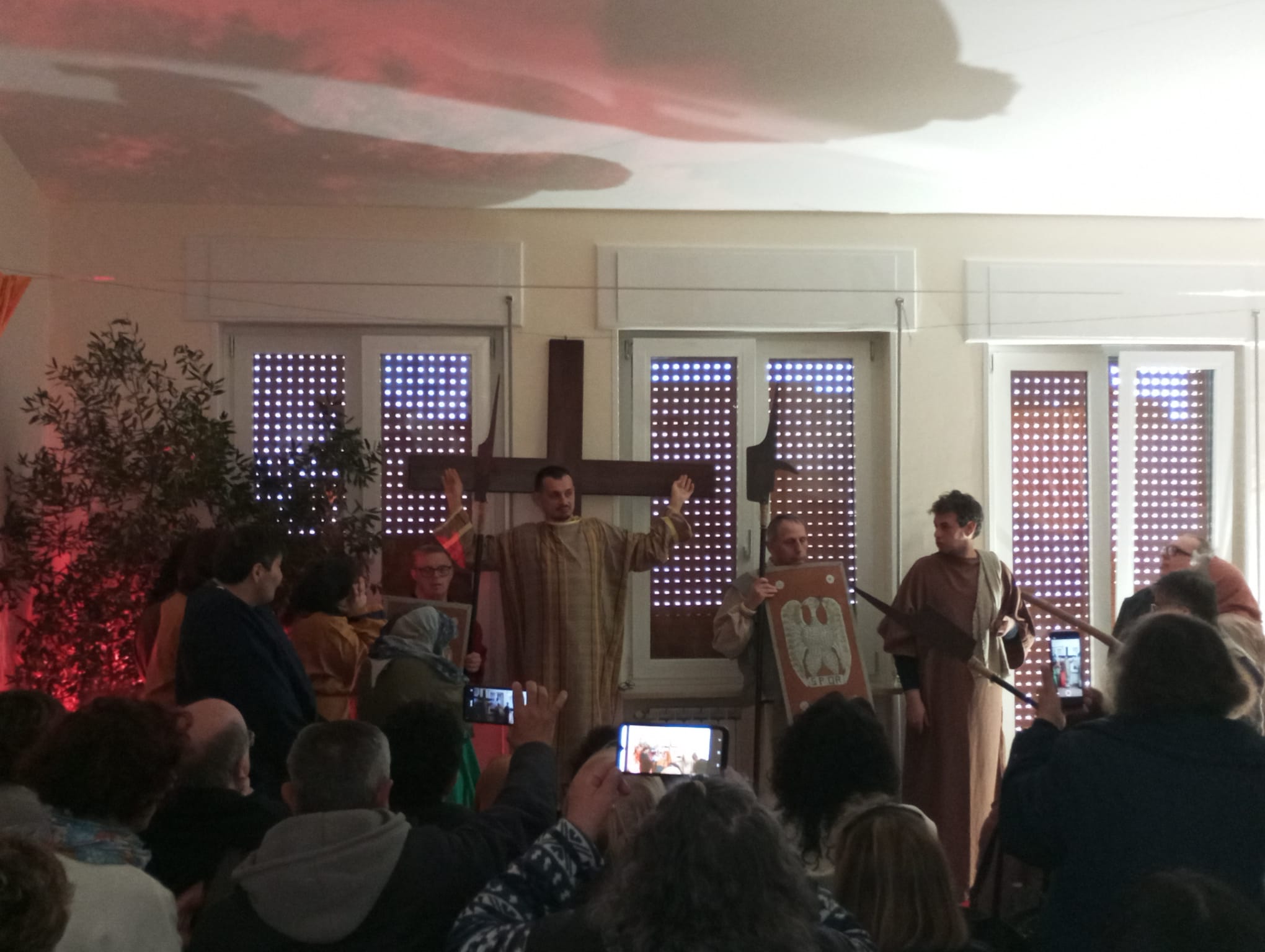 San Lorenzo Maggiore, la Passione Vivente del Centro Polifunzionale: arte, inclusione e spiritualità