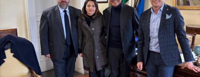 Il PD sale alla Rocca e incontra Lombardi