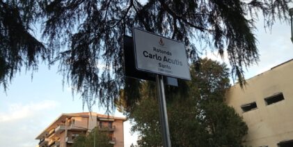 Beato Carlo Acutis, una rotonda in suo onore