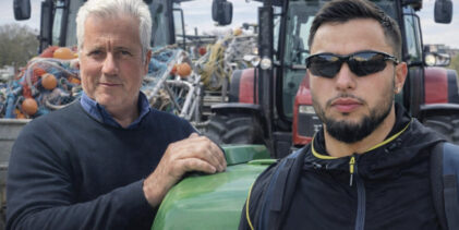 Pasquale e Federico con i trattori insieme ad artigiani, pescatori e agricoltori dalla Campania a Roma