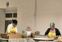 Sala gremita a San Silvestro per la presentazione di “riTRATTI di Donne: Saperi e Sapori magici”