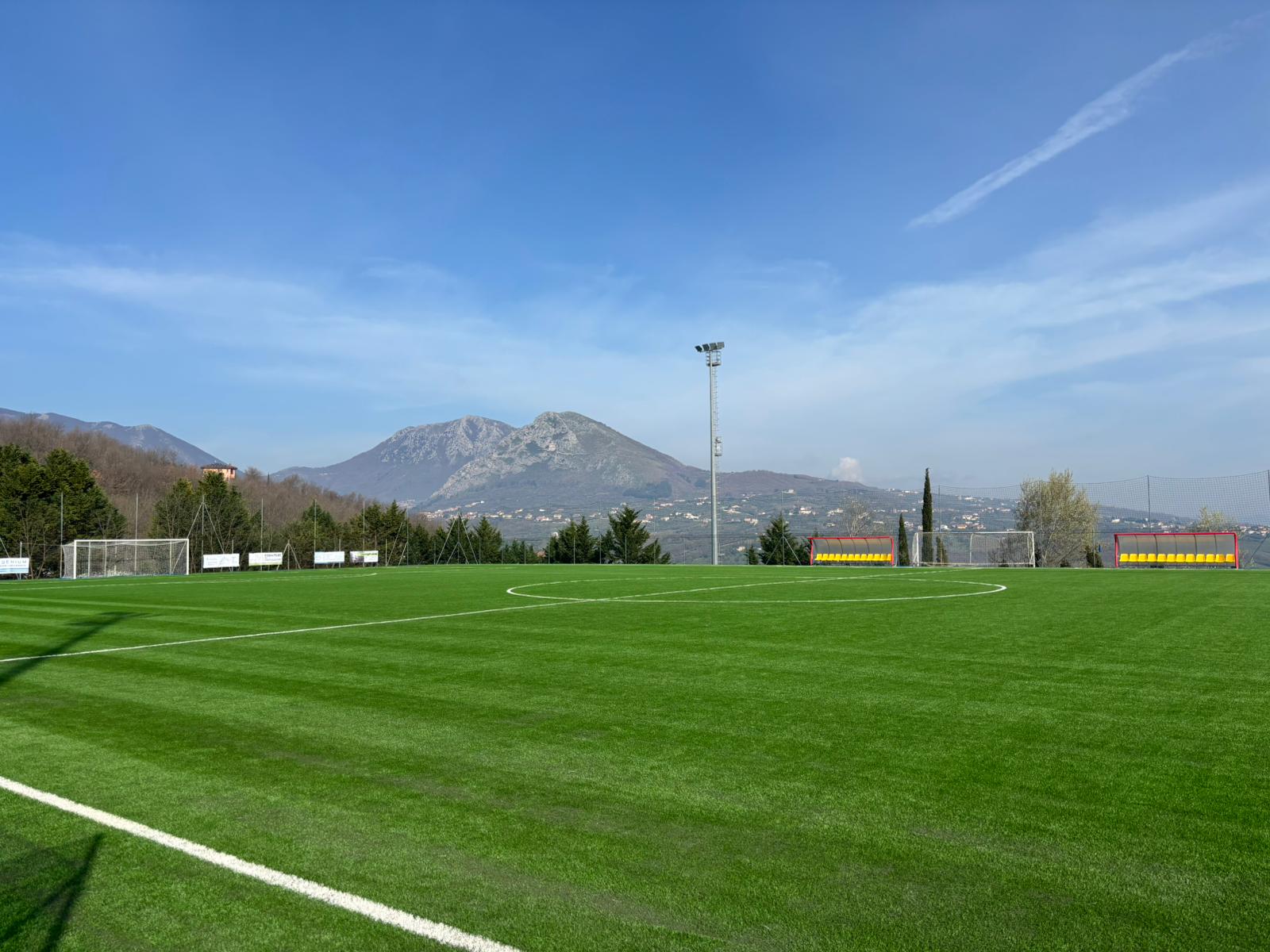 Un nuovo campo per la comunità: Castelpoto inaugura il suo impianto sportivo d’eccellenza