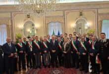 Avellino| Piantedosi firma i “Patti di sicurezza” per la videosorveglianza in 26 Comuni irpini e al centrodestra sulle comunali dice: serve una proposta riconoscibile