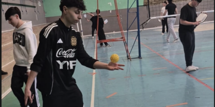 Il “Lombardi” scende in campo: al via il progetto “Racchette in classe” tra sport, inclusione e futuro professionale