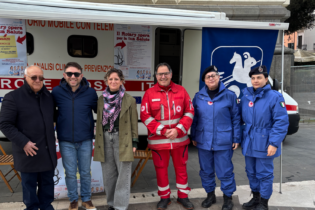 Grande partecipazione a Benevento per “Le Domeniche della Salute”: focus sulla prevenzione odontoiatrica pediatrica