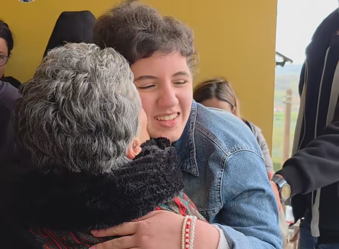 “Grazie a tutti per l’amore che mi avete donato”: l’emozione di Antonia che torna a casa a Paupisi