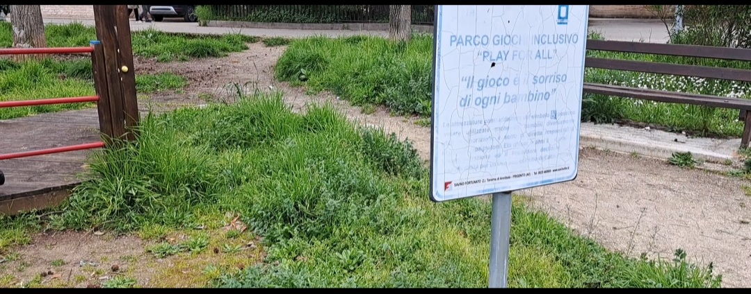 San Giorgio del Sannio, il Parco Comunale Raimondo nel degrado: “Occorre manutenzione urgente”