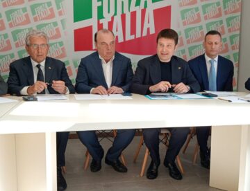 Forza Italia gonfia il petto. Rubano: “noi straordinari. Unità? solo coi programmi”