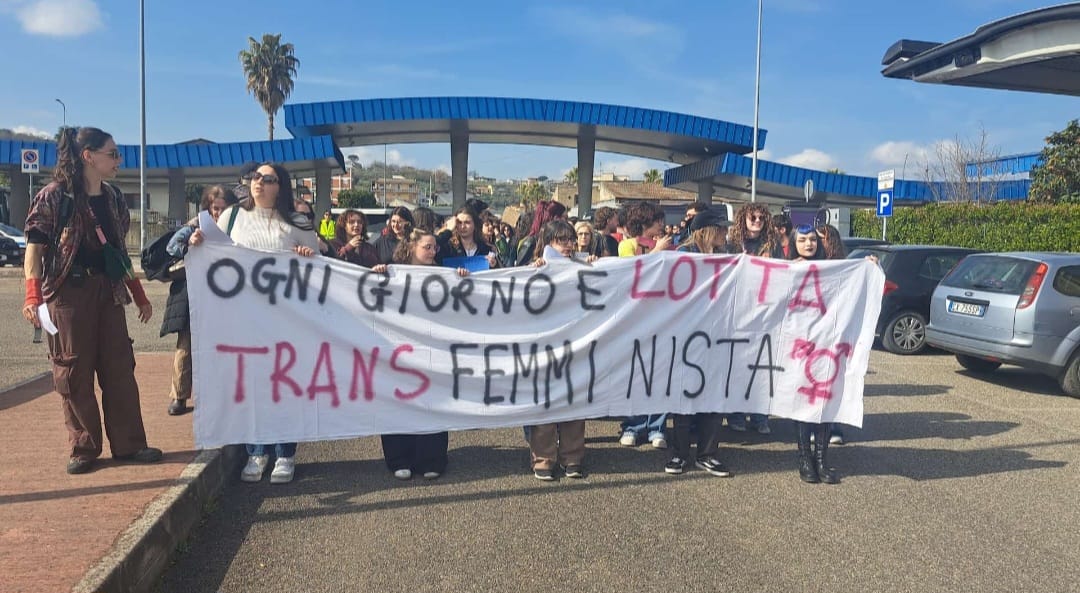 Corteo transfemminista a Benevento: in piazza contro violenza e discriminazioni