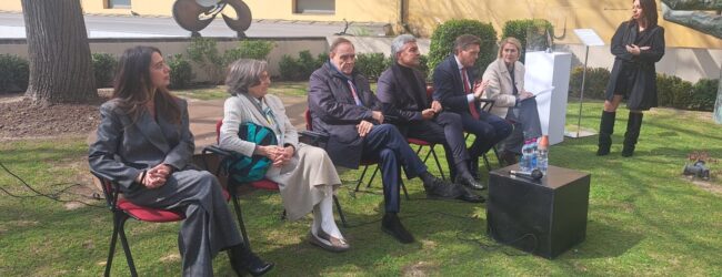 Benevento, al Giardino del Mago collocata la teca del Premio GreenCare 2025