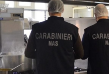 Blitz dei NAS nelle mense ospedaliere: 18 strutture irregolari tra Salerno, Avellino e Benevento