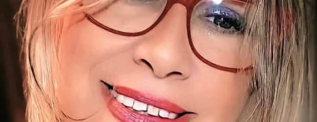 “Volti scomposti”: la mostra di Enza Izzo a Benevento