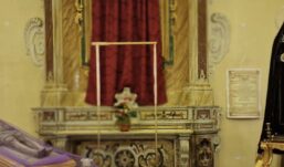 Benevento, il cammino del Cristo Morto: fede, silenzio e devozione