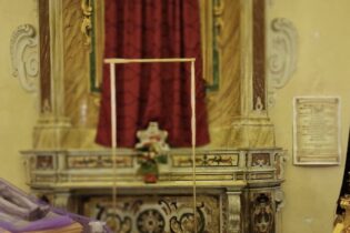 Benevento, il cammino del Cristo Morto: fede, silenzio e devozione