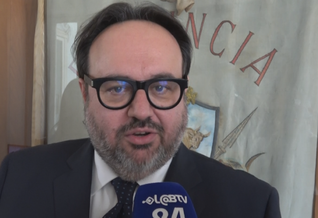 Valentino condannato a 4 anni per tentata concussione