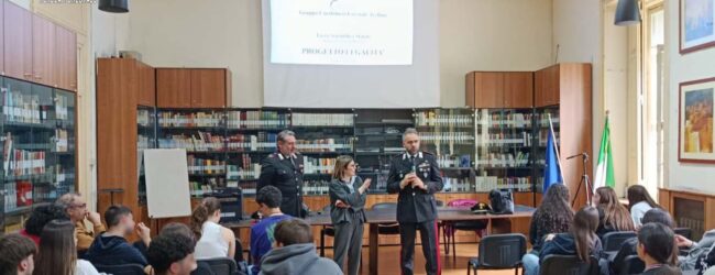 Avellino, progetto di legalita’: incontro di educazione ambientale svolto dai Carabinieri al liceo scientifico “P.S. Mancini”